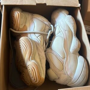 Yeezy Sneakers in White and Tan